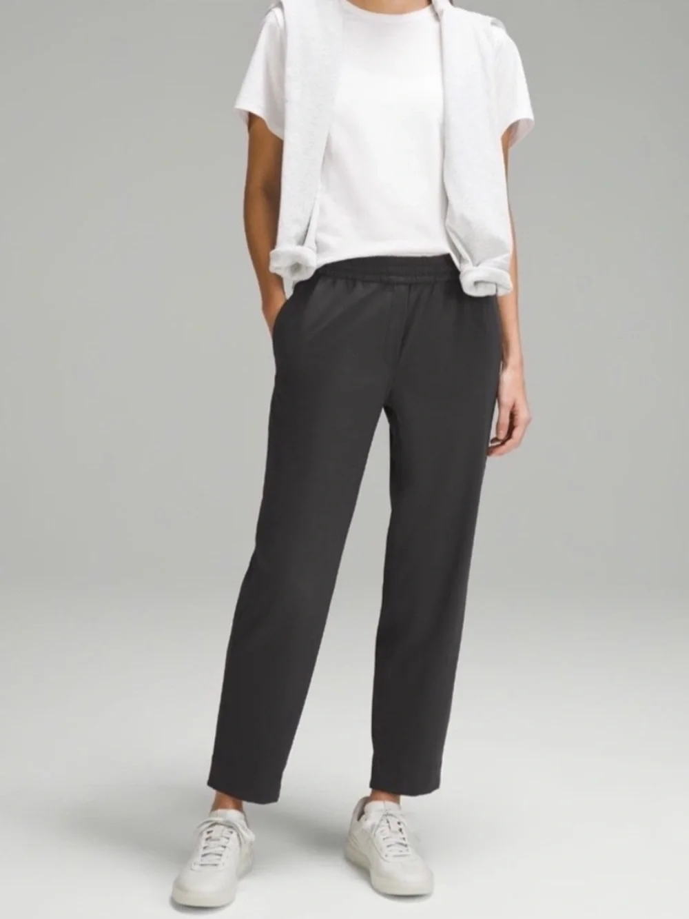 Lululemon Tapered-Leg Mid-Rise Pant Luxtreme Black Women’s Size X-Large‎